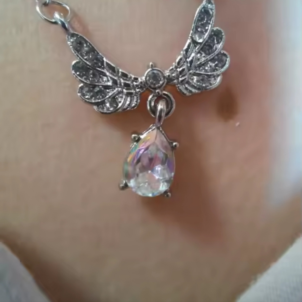 Freedom Wings 😇 Necklace